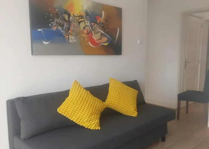 River View Tmb Station House Apartman *