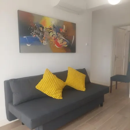 River View Tmb Station House Apartman *