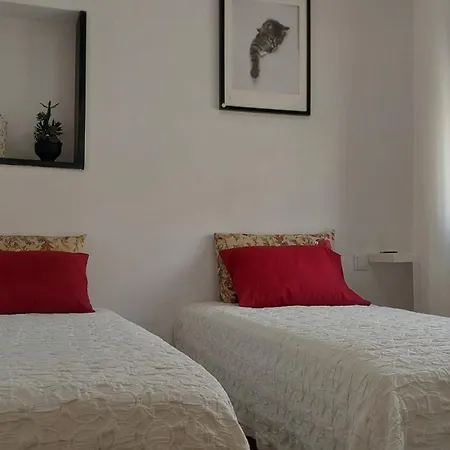 River View Tmb Station House *