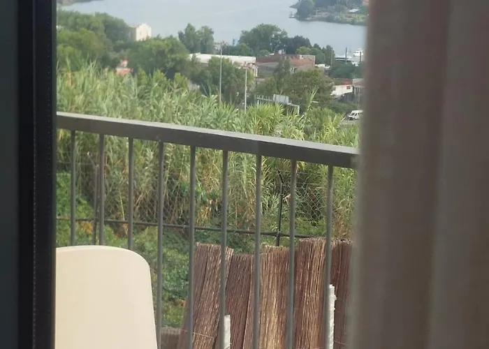 Апартаменты River View Tmb Station House